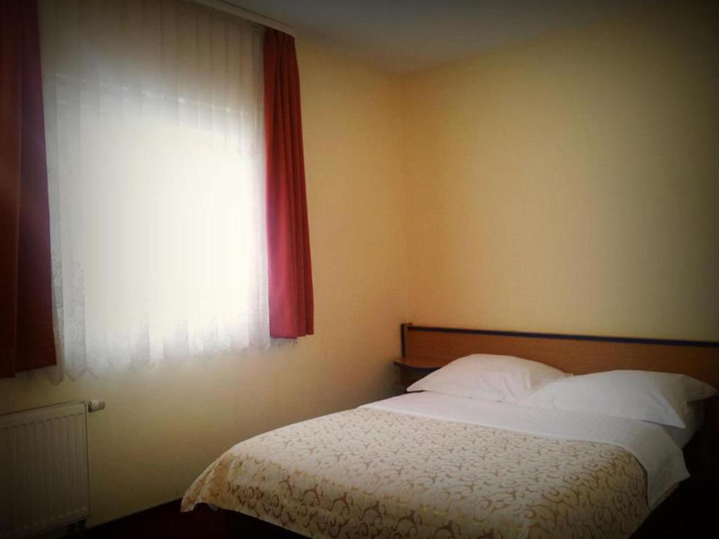 Hotel Galerija Záhřeb Pokoj fotografie